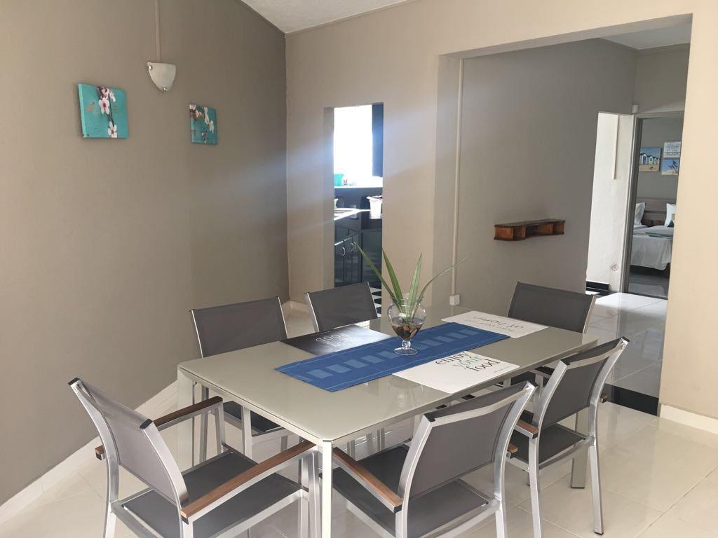 Seaview Holiday Apartments Grand Bay Luaran gambar